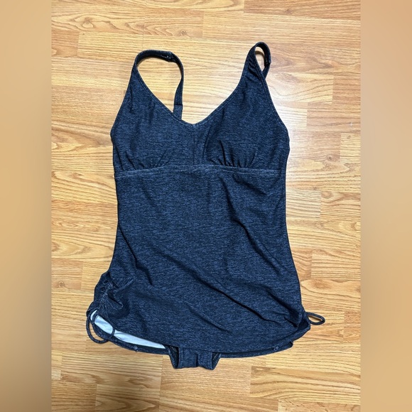 TYR Other - TYR Women's Size 16 One Piece Swimsuit Black/Gray
